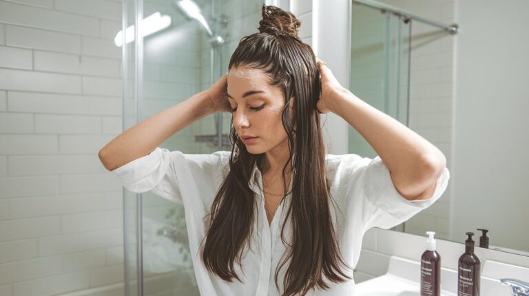 How to Use Hair Mask Properly: Complete Guide 2025